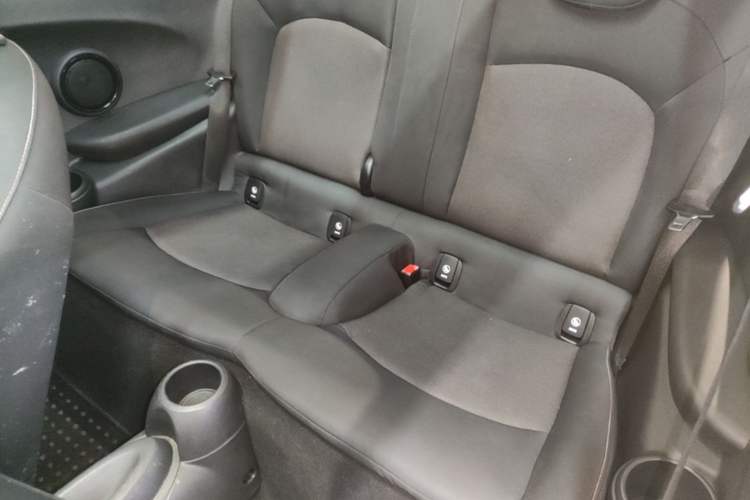 Used MINI 2022 1.5T ONE Left Rear Seat