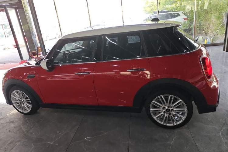 Used MINI 2022 1.5T COOPER Classic Edition Five-Door Version Left Side