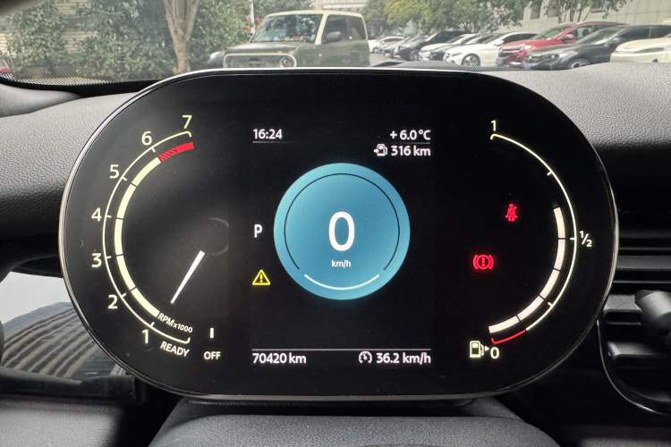 Used MINI 2022 Revised 1.5T COOPER CABRIO Classic Edition Odometer Close Up