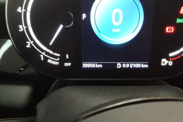 Used MINI 2022 1.5T COOPER CABRIO Classic Edition Odometer Close Up