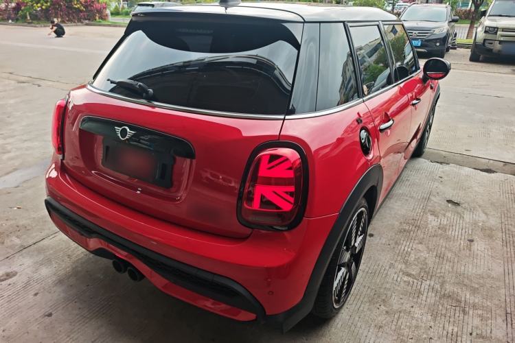 Used MINI 2022 Updated 2.0T COOPER S Classic Edition Five-Door Version Rear Right 45 Deg