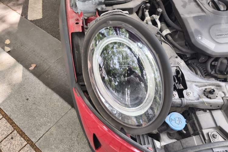 Used MINI 2022 1.5T ONE Five-Door PLUS Right Front Headlight