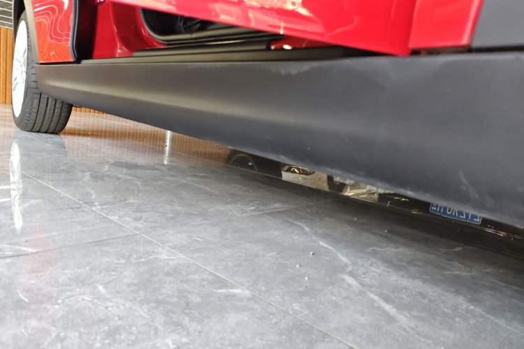 Used MINI 2022 1.5T COOPER Classic Edition Five-Door Version Right Side Sill
