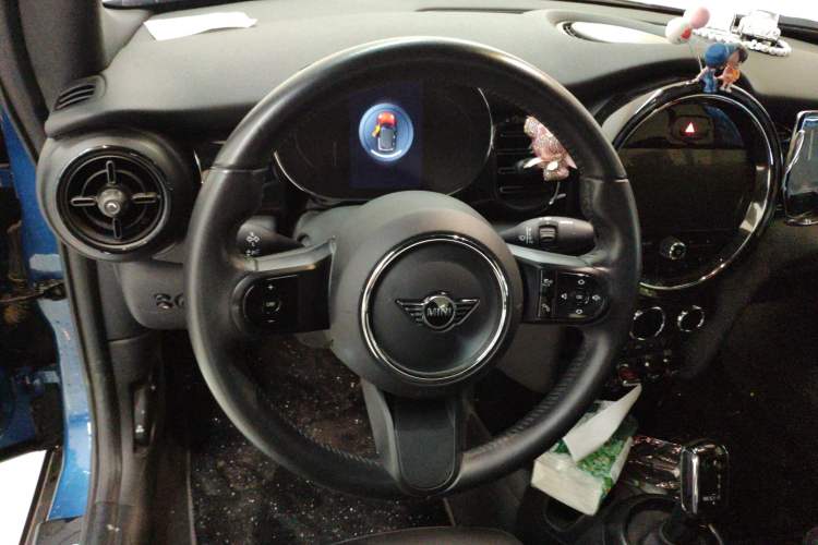 Used MINI 2022 1.5T COOPER CABRIO Classic Edition Steering Wheel