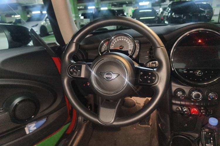 Used MINI 2022 Updated 1.5T ONE Steering Wheel