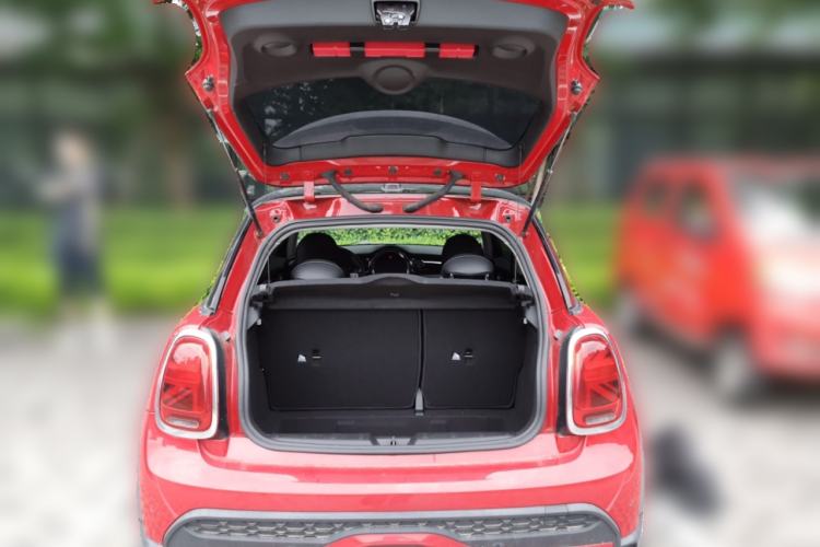 Used MINI 2022 Updated 2.0T COOPER S Artist Trunk