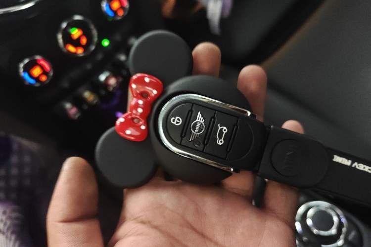 Used MINI 2022 Updated 1.5T COOPER Classic Edition Vehicle Key