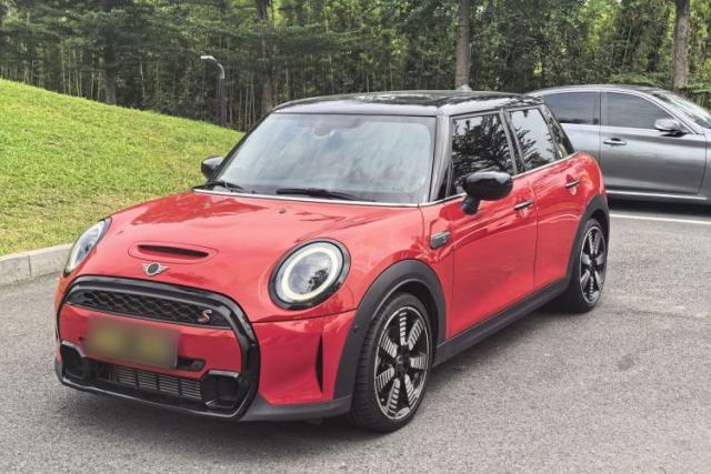 Used MINI 2022 Updated 2.0T COOPER S Classic Edition Five-Door Version