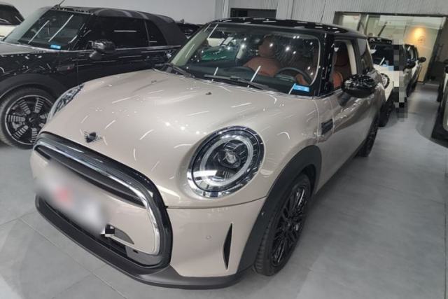 MINI 2022 1.5T COOPER Artist с пробегом