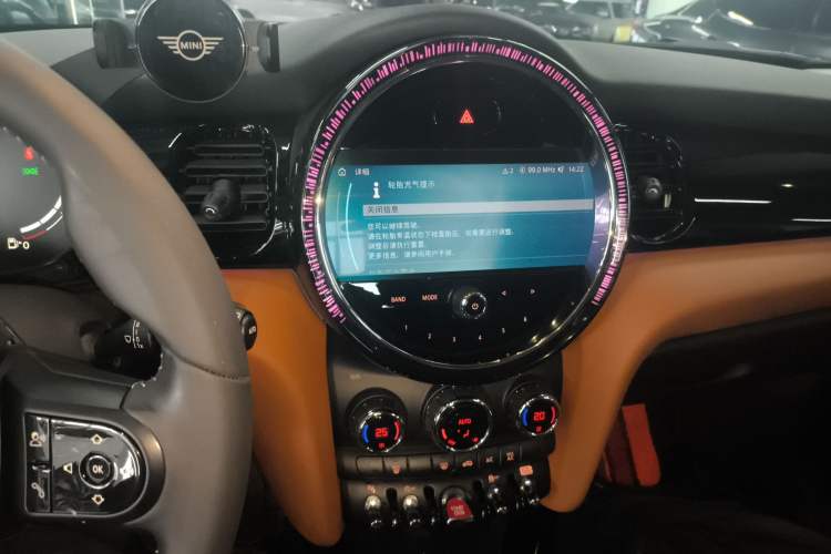 Used MINI 2022 Updated 1.5T COOPER Artist Audio And AC Panel