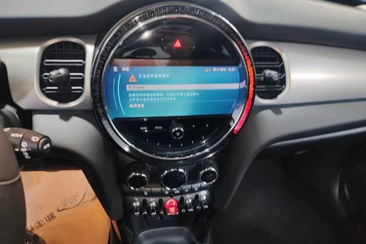 Used MINI 2022 Updated 2.0T COOPER S Classic Edition Five-Door Version Audio And AC Panel