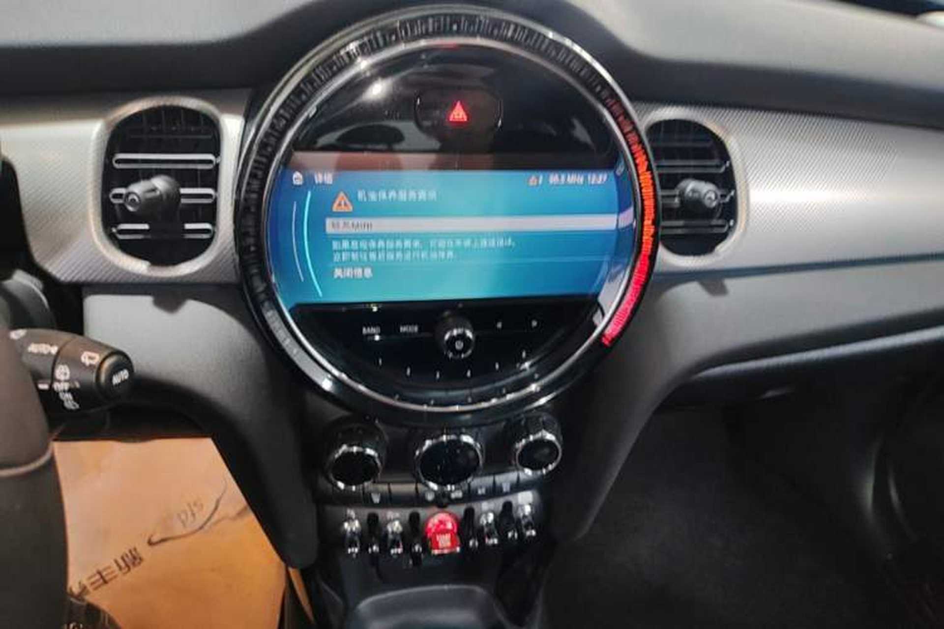 Used MINI 2022 Updated 2.0T COOPER S Classic Edition Five-Door Version Audio And AC Panel