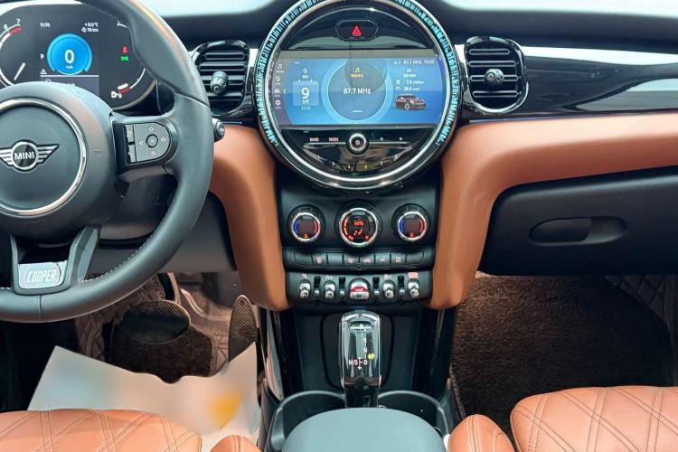Used MINI 2022 1.5T COOPER The Coopers Commemorative Edition Audio And AC Panel