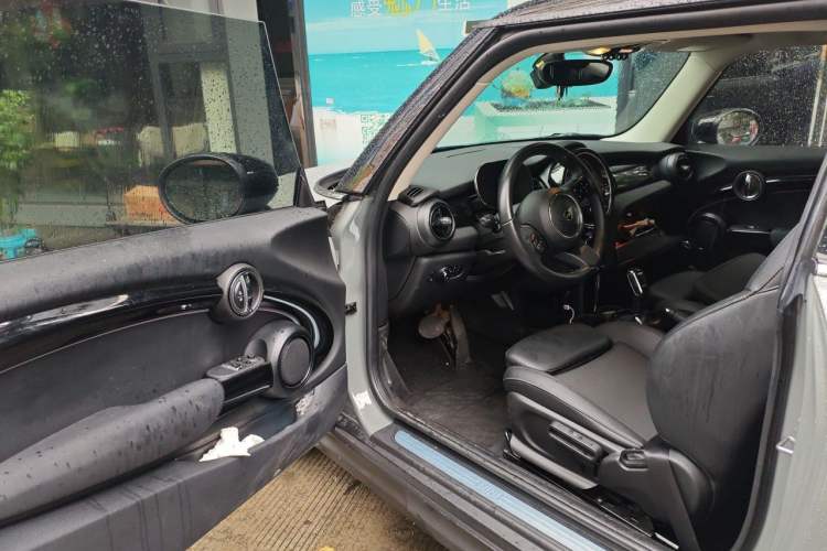 Used MINI 2022 Updated 1.5T COOPER Classic Edition Driver Seat