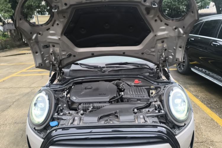 Used MINI 2022 1.5T COOPER Artist Engine Bay