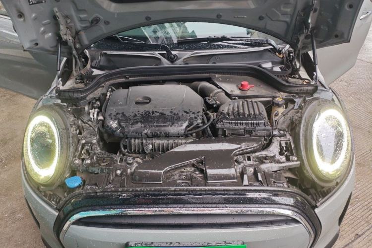 Used MINI 2022 Updated 1.5T COOPER Classic Edition Engine Bay