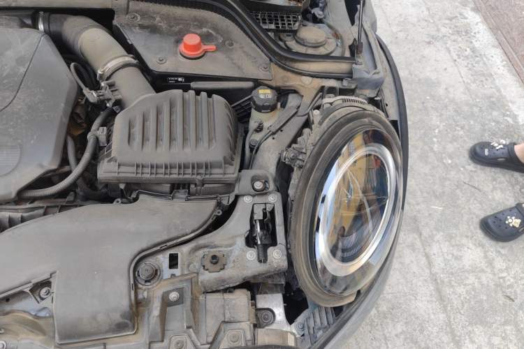 Used MINI 2022 1.5T ONE Engine Bay Left