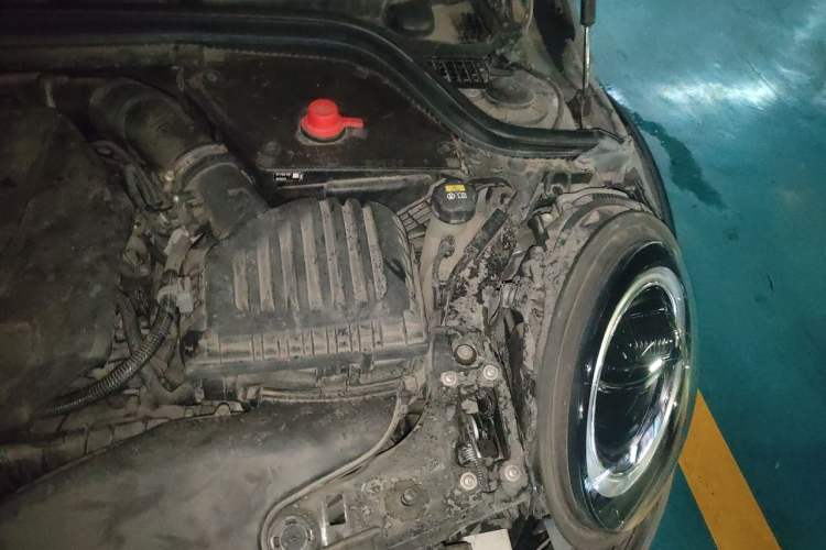 Used MINI 2022 Updated 1.5T COOPER Classic Edition Engine Bay Left