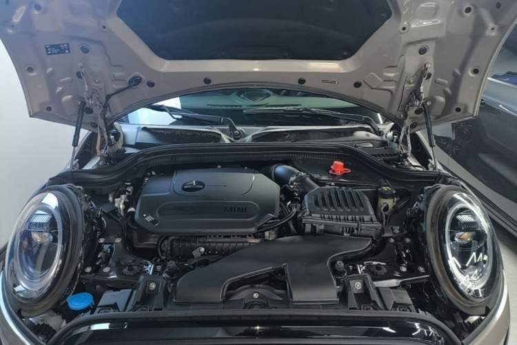 Used MINI 2022 1.5T COOPER Artist Five-Door Edition Engine Bay