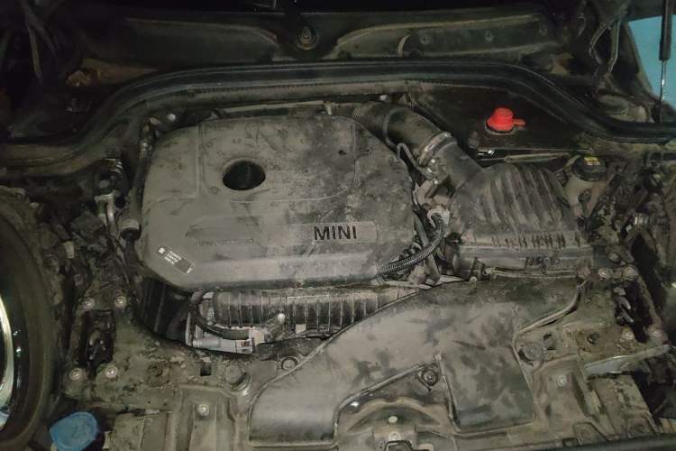 Used MINI 2022 Updated 1.5T COOPER Classic Edition Engine Bay
