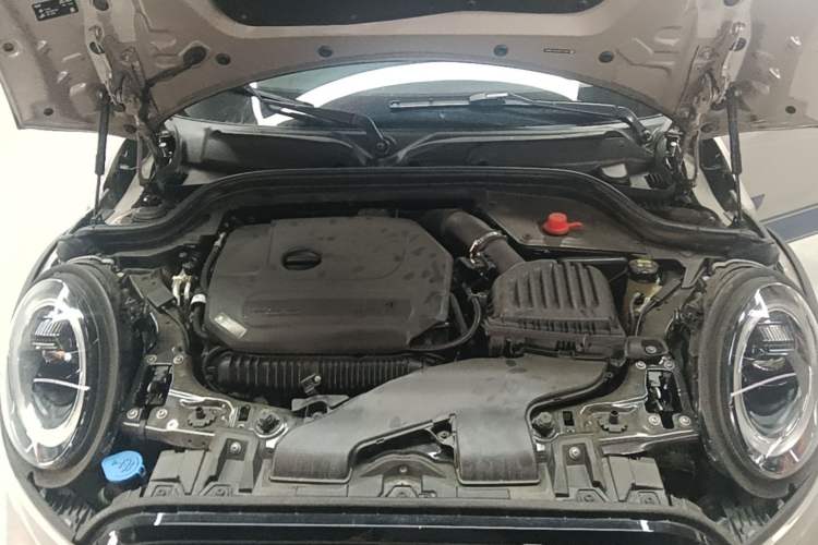Used MINI 2022 2.0T COOPER S Racing Driver Engine Bay