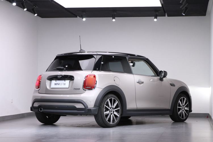 Used MINI 2022 1.5T COOPER Artist Exterior 2