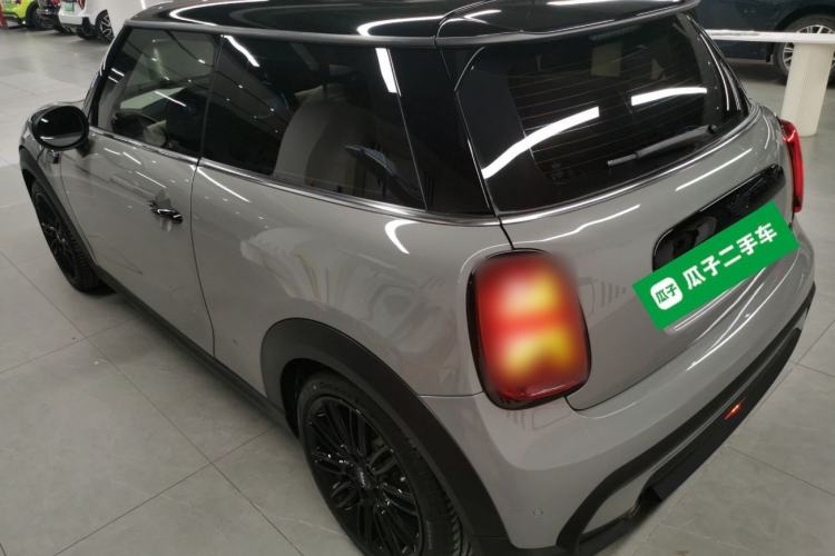 Used MINI 2022 1.5T COOPER Artist Exterior 2