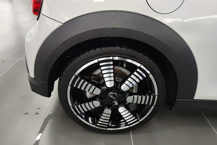 Used MINI 2022 1.5T COOPER The Coopers Commemorative Edition Exterior 2