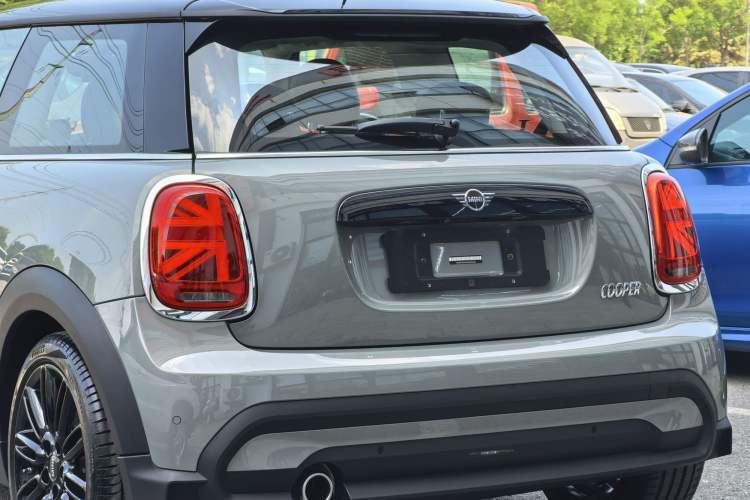 Used MINI 2022 1.5T COOPER Artist Exterior 3