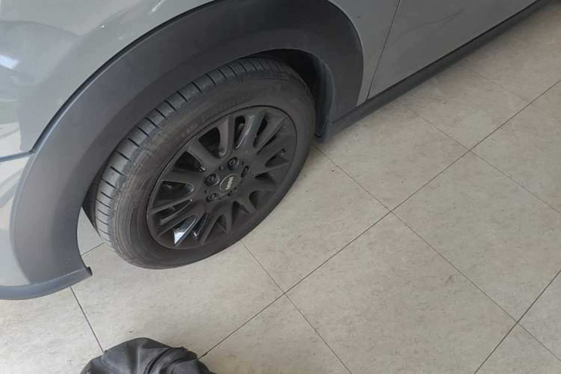 Used MINI 2022 Updated 1.5T ONE Five-Door PLUS Edition Exterior 4