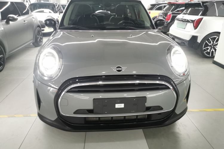 Used MINI 2022 Updated 1.5T COOPER Classic Edition Front