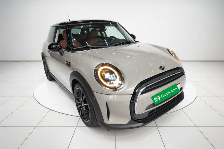 Used MINI 2022 1.5T COOPER Artist Front Right 45 Deg