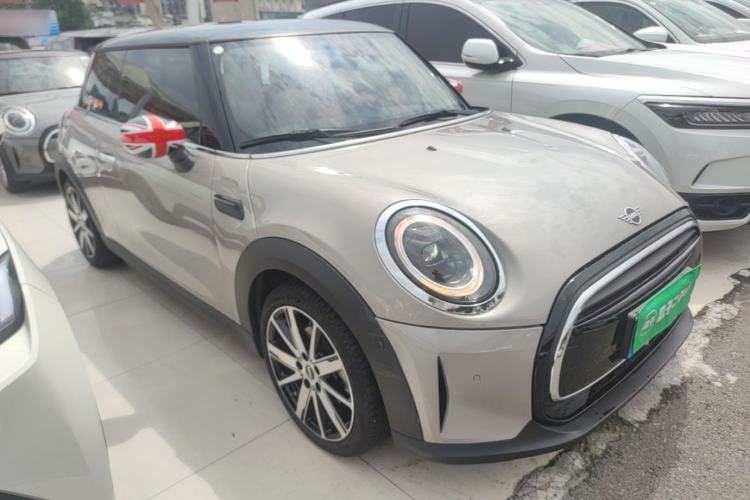 Used MINI 2022 Updated 1.5T COOPER Artist Front Right 45 Deg