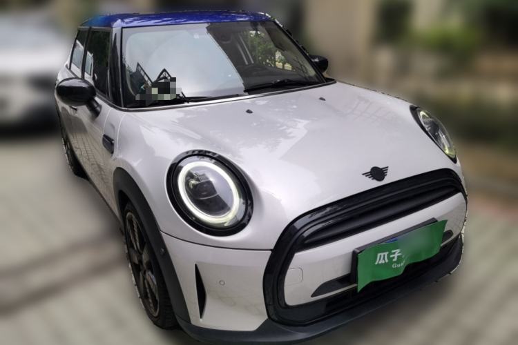 Used MINI 2022 1.5T COOPER Five-Door Edition The Coopers Commemorative Version Front Right 45 Deg