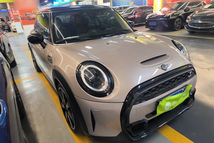 Used MINI 2022 Updated 2.0T COOPER S Artist Front Right 45 Deg