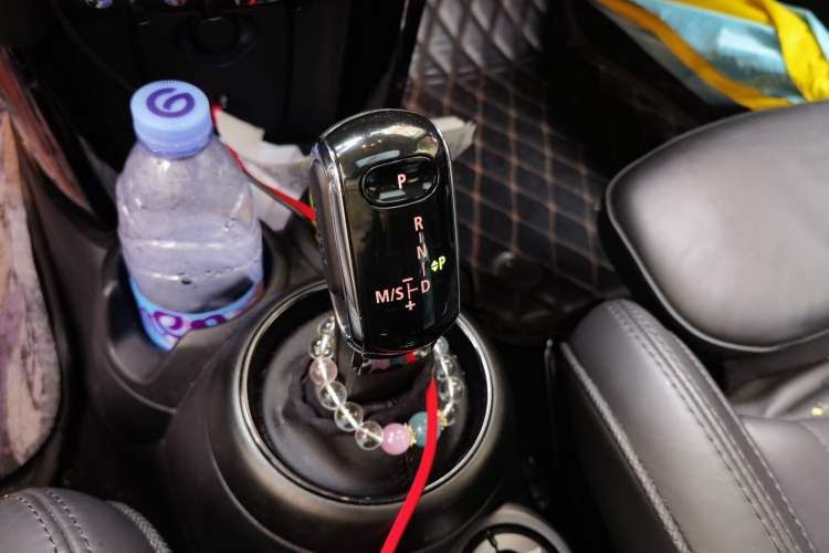 Used MINI 2022 1.5T COOPER Five-Door Edition The Coopers Commemorative Version Gear Lever