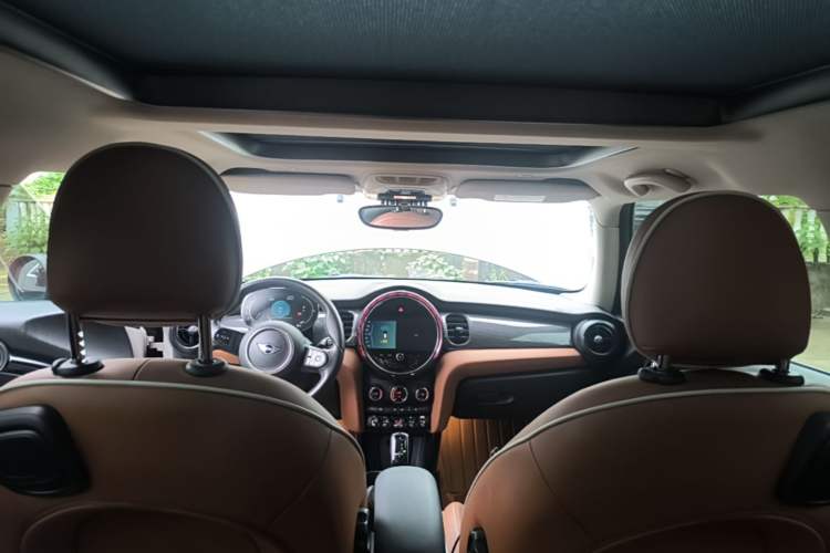 Used MINI 2022 1.5T COOPER Artist Headliner