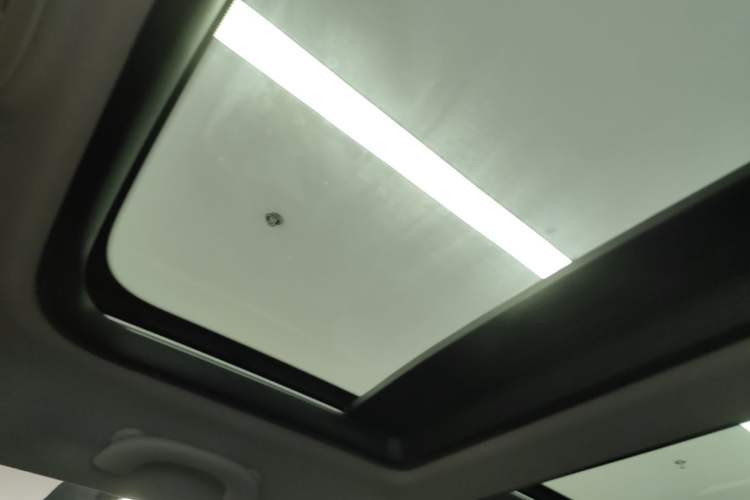 Used MINI 2022 2.0T COOPER S Artist Headliner