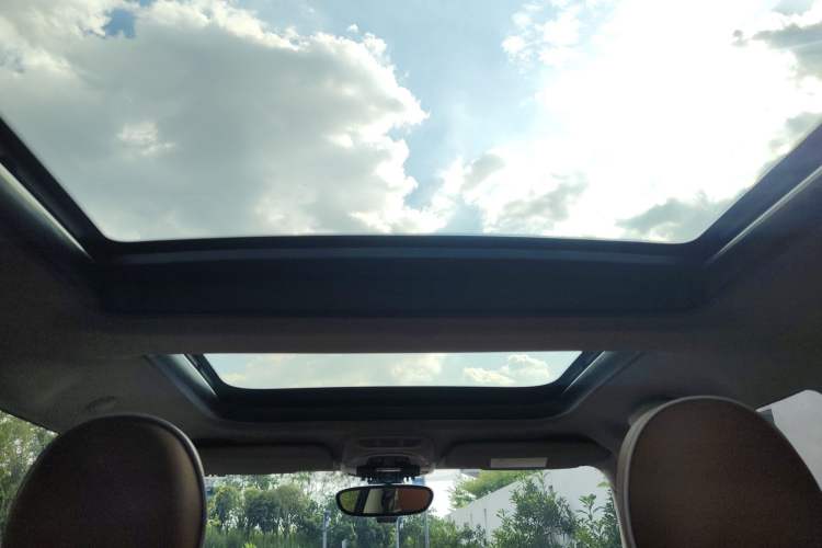 Used MINI 2022 Updated 1.5T COOPER Artist Headliner
