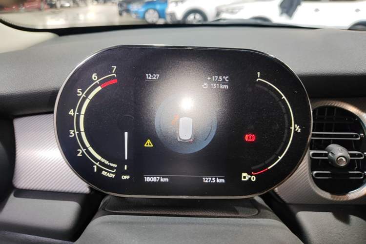 Used MINI 2022 Updated 2.0T COOPER S Classic Edition Five-Door Version Instrument Cluster