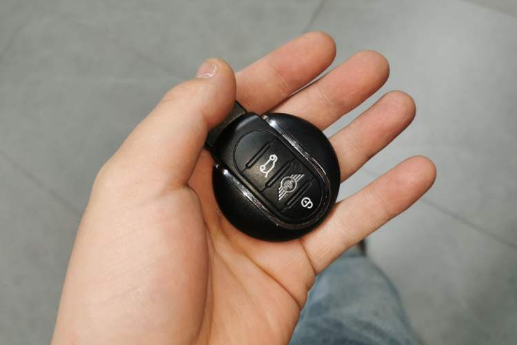 Used MINI 2022 1.5T COOPER Artist Interior 1
