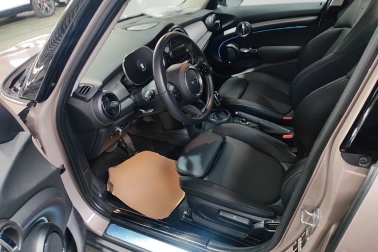 Used MINI 2022 Updated 2.0T COOPER S Classic Edition Five-Door Version Left Front Seat