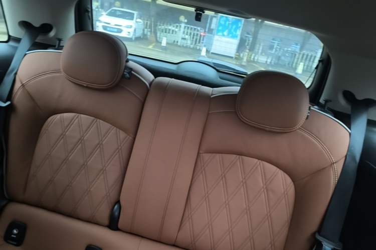 Used MINI 2022 1.5T COOPER Artist Left Rear Seat