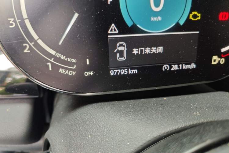 Used MINI 2022 Updated 1.5T COOPER Classic Edition Odometer Close Up