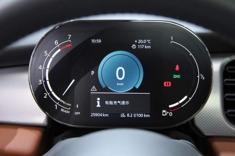 Used MINI 2022 1.5T COOPER Artist Odometer Close Up