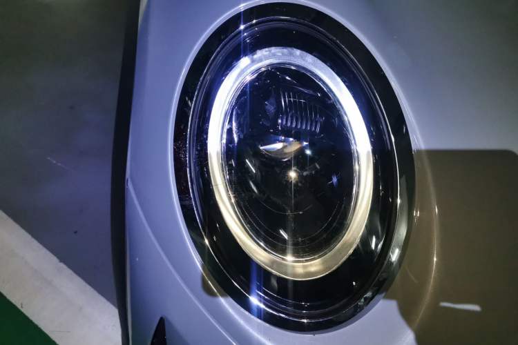 Used MINI 2022 Updated 1.5T ONE Five-Door PLUS Edition Right Front Headlight