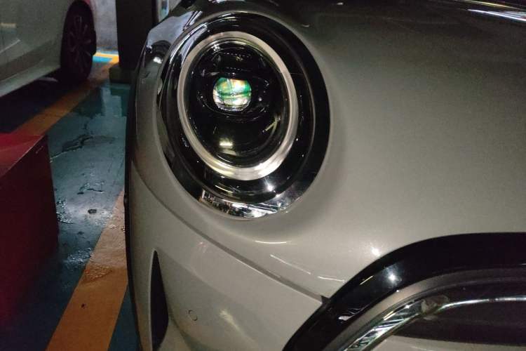 Used MINI 2022 Updated 1.5T COOPER Classic Edition Right Front Headlight