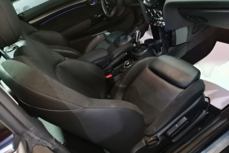 Used MINI 2022 Updated 1.5T COOPER Artist Right Front Seat