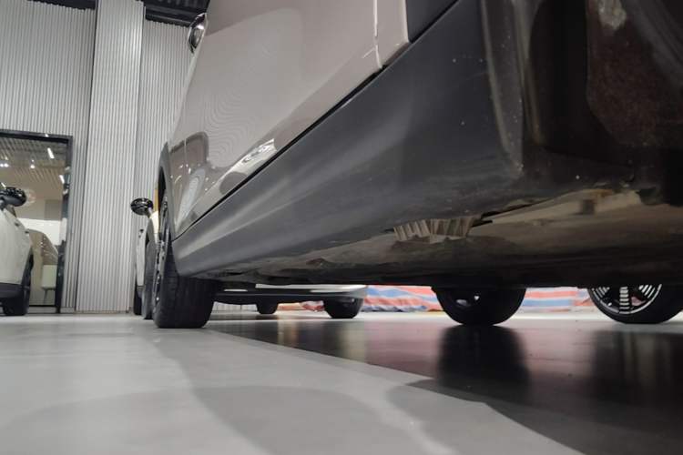 Used MINI 2022 Updated 1.5T COOPER Artist Right Side Sill
