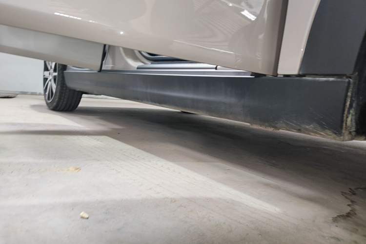 Used MINI 2022 Updated 2.0T COOPER S Classic Edition Five-Door Version Right Side Sill